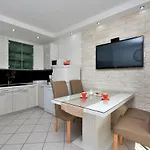 Podstrana, Split - 12045 Podstrana