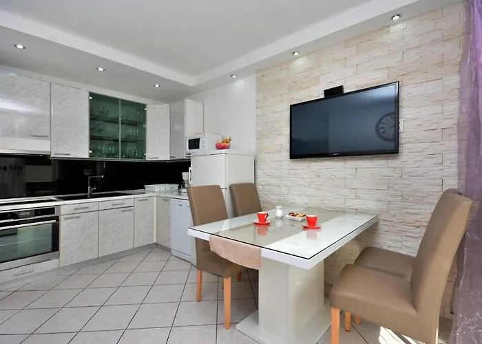 Podstrana, Split - 12045 Podstrana